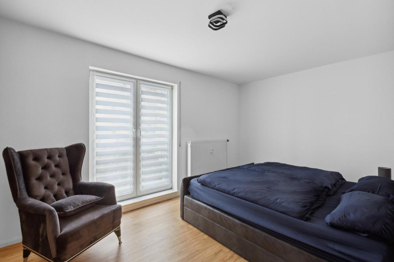 Eindrucksvolle Zwei-Zimmer-Wohnung Mit Balkon Und Grosser Kueche Leipzig Exterior foto